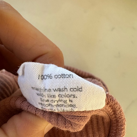 Raised by Water 100% cotton ribbed tank in mauve 3-6m - Picture 6 of 6